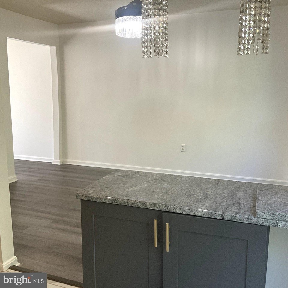 14764 Mcknew Rd - Photo 5 of 14
