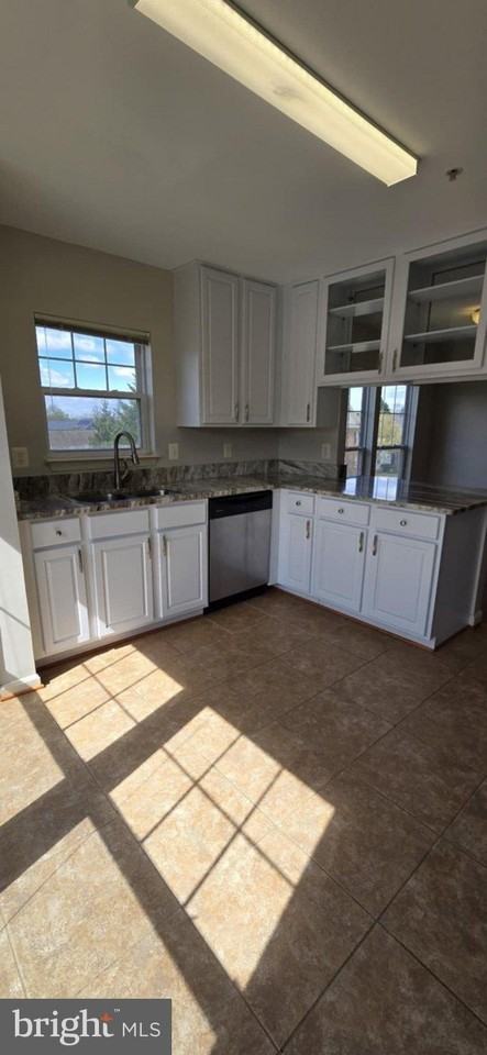 110 Watkins Pond Blvd #301 - Photo 6 of 42