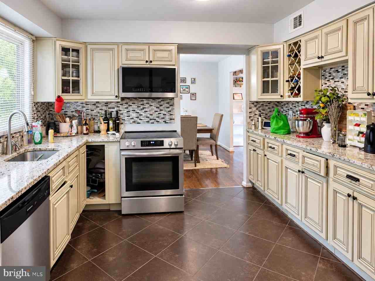9109 Friar Rd - Photo 7 of 12