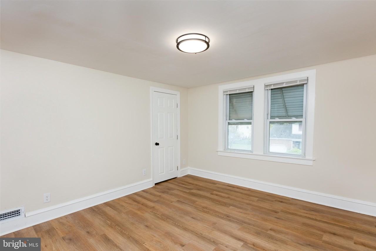 8331 Stockton Ave - Photo 5 of 13