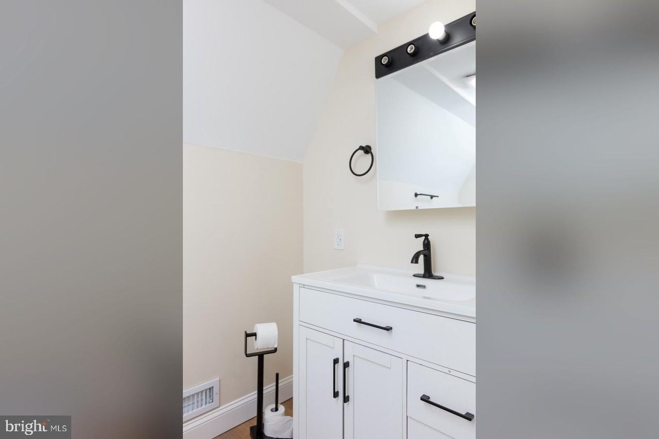 8331 Stockton Ave - Photo 7 of 13