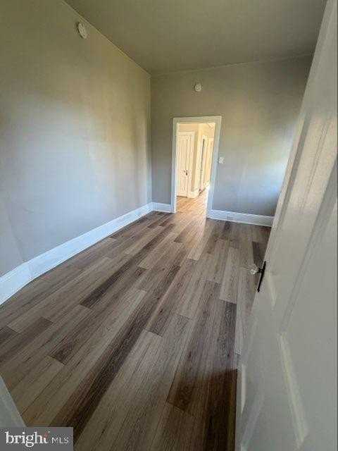 264 Kings Hwy #2 - Photo 6 of 12