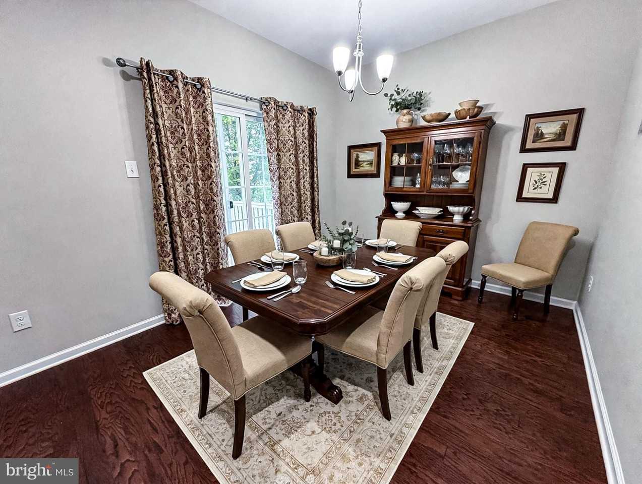 164 Mercer Ct - Photo 6 of 50