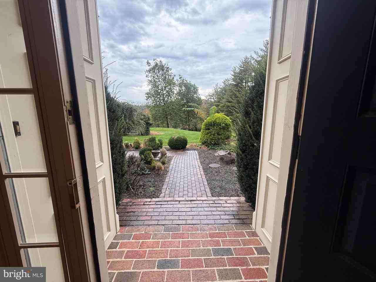 1793 Wrightstown Rd - Photo 5 of 50