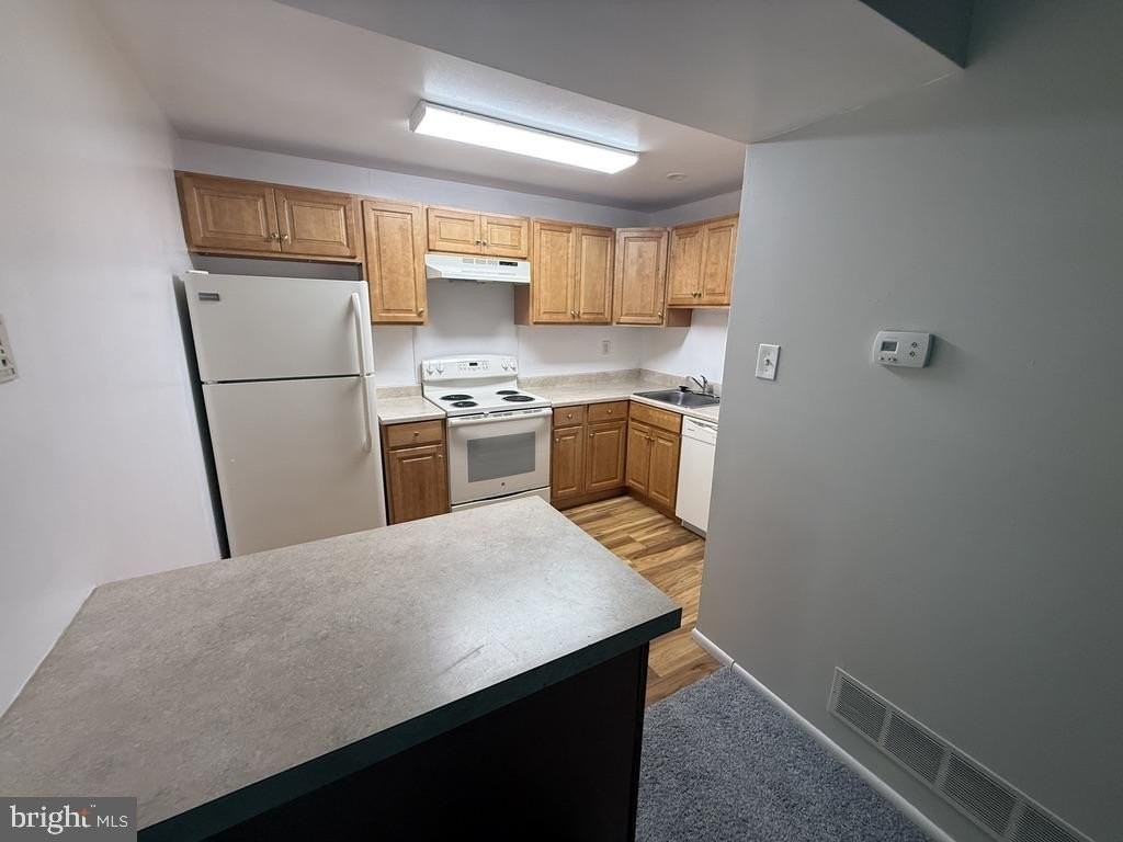758-B Putnam Blvd #30B - Photo 5 of 19