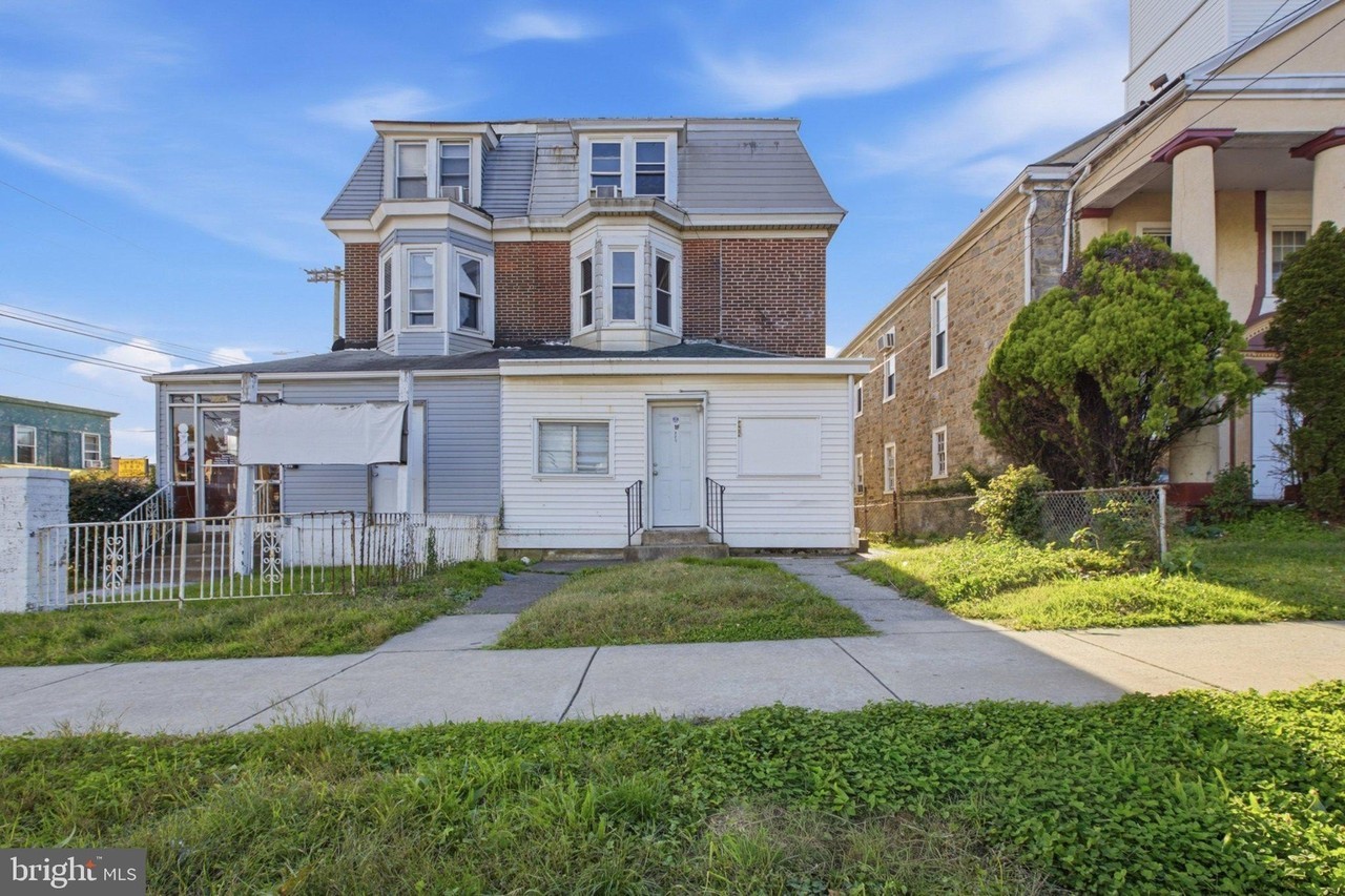 902 Highland Ave - Photo 2 of 21