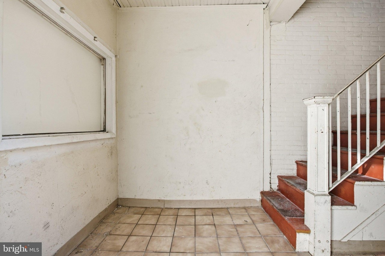 902 Highland Ave - Photo 5 of 21