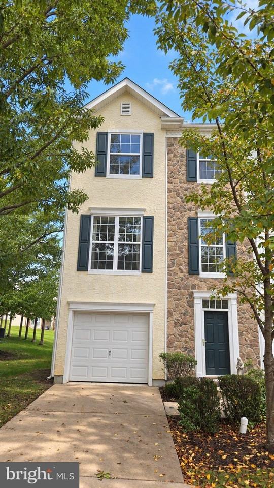 129 Hudson Dr