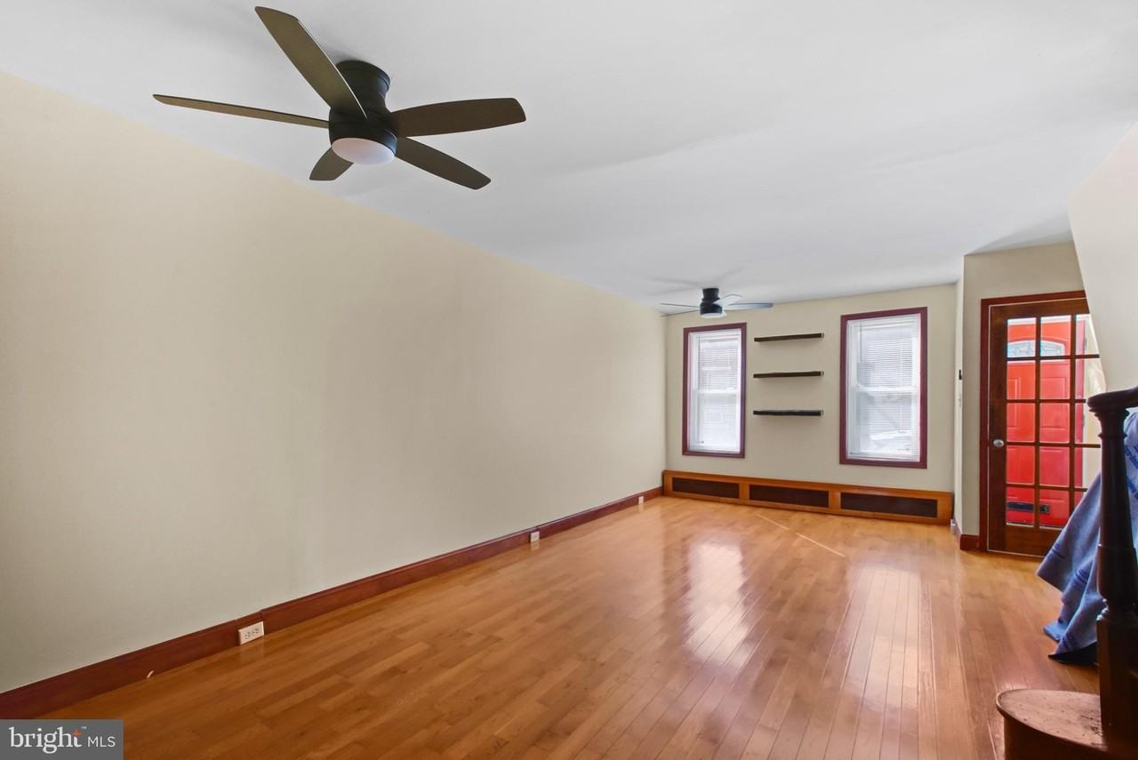 527 Greenwich St - Photo 7 of 26