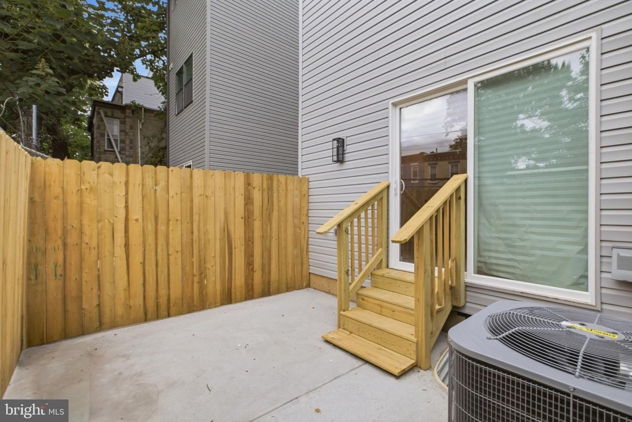 1020 W Orleans St - Photo 7 of 27