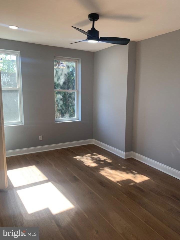 5246 W Jefferson St #2 - Photo 6 of 9