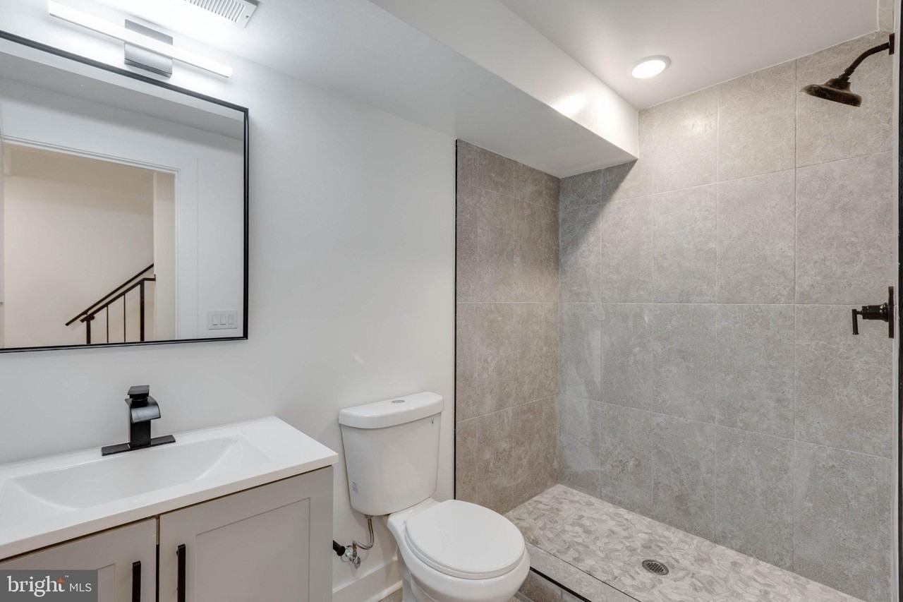 3842 Fairmount Ave #2 - Photo 6 of 8