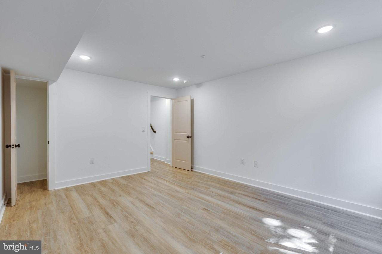 3842 Fairmount Ave #2 - Photo 7 of 8