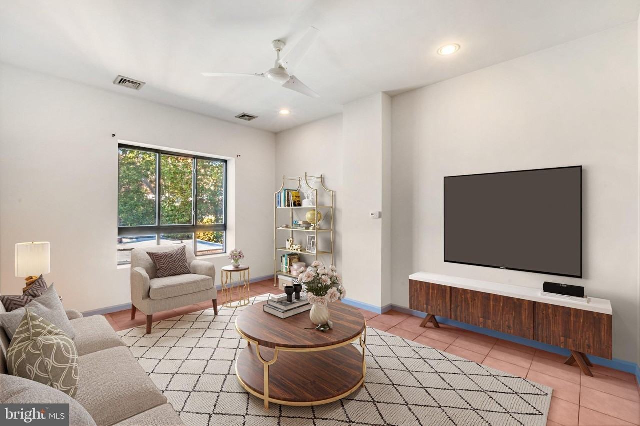 763 S 8th St #3F4 - Photo 3 of 27