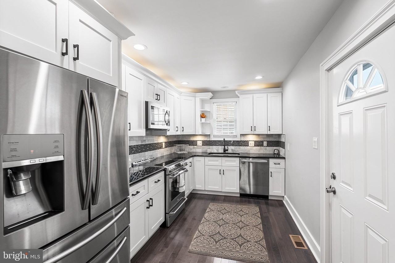 3116 Miller St - Photo 4 of 20