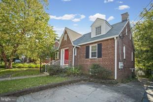 626 N George Mason Dr - Photo 1 of 1