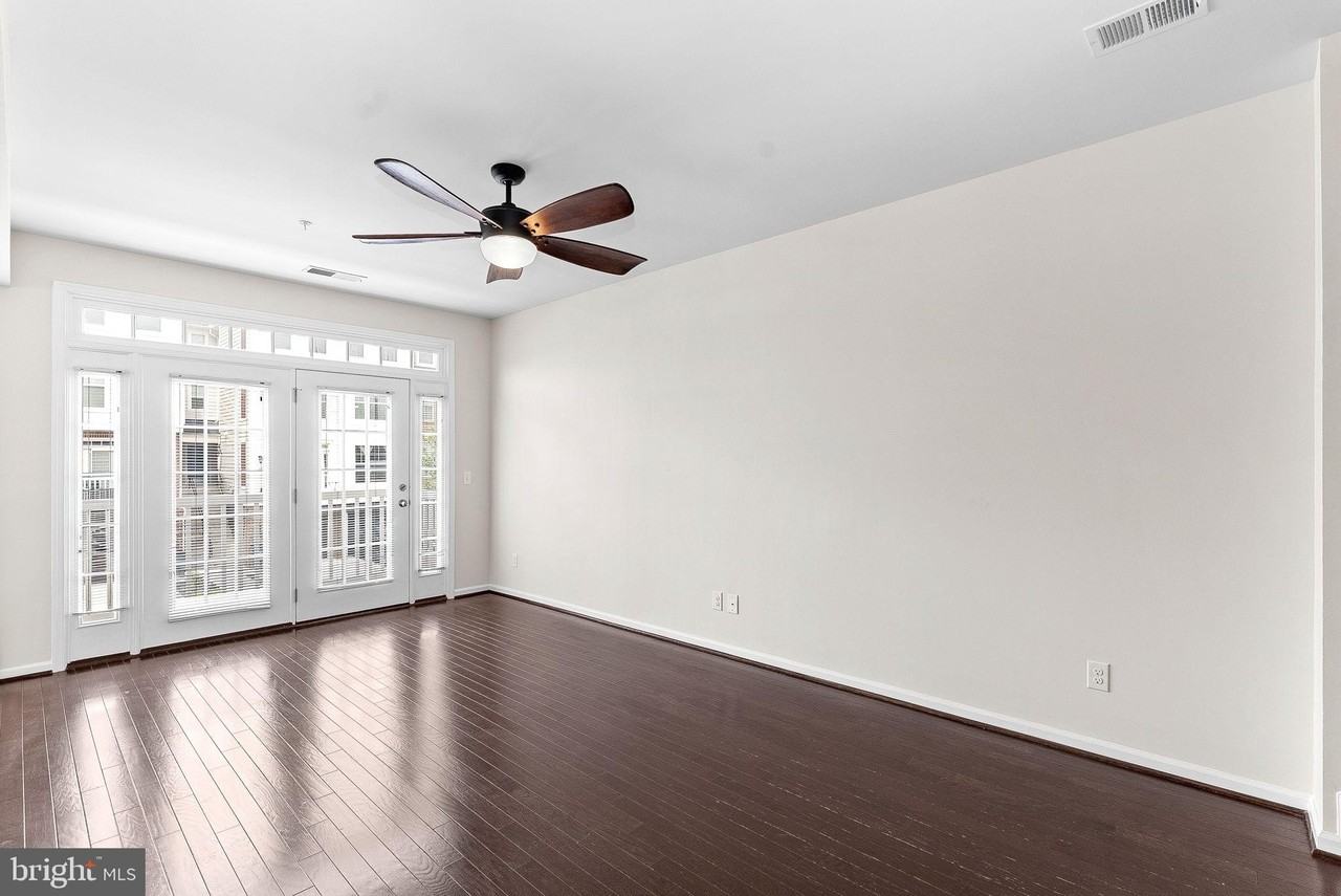 25222 Briargate Ter - Photo 3 of 35