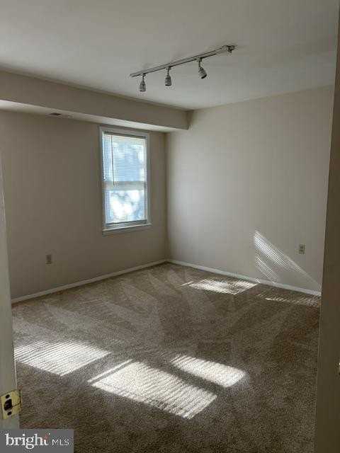 2829 Chablis Cir - Photo 5 of 8