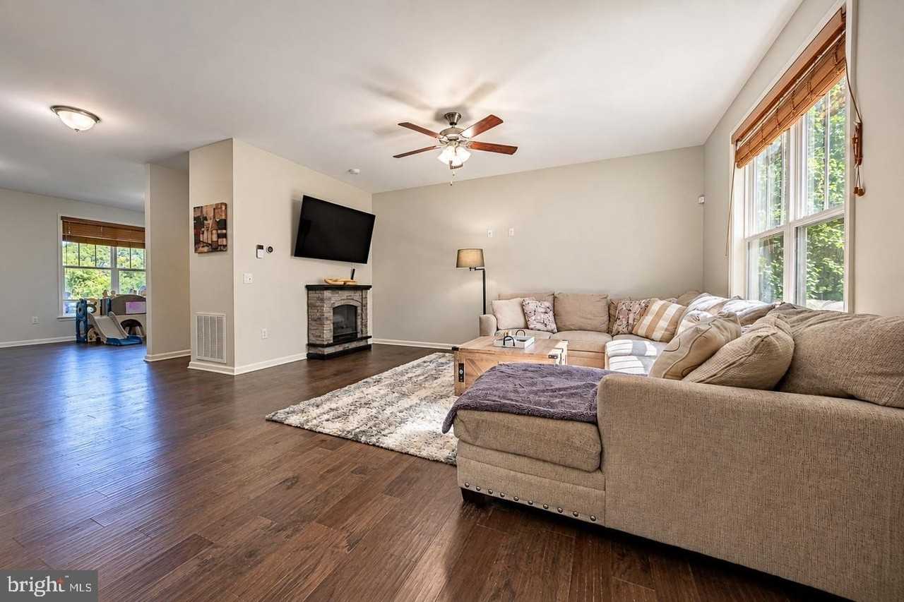 43 Twin Oaks Dr - Photo 6 of 31