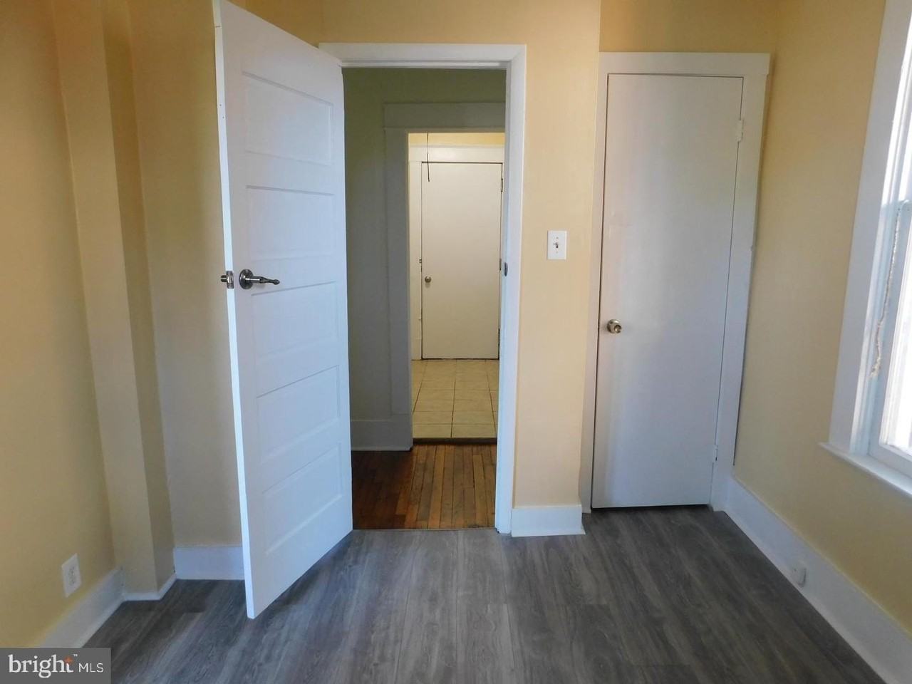 413 E Cork St - Photo 5 of 10