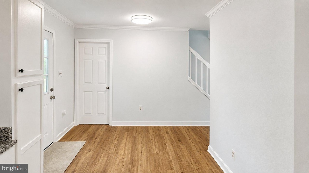 34 E 19th St - Photo 5 of 13