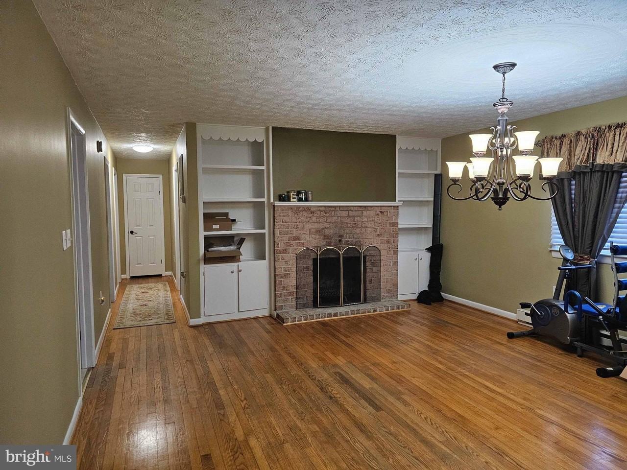 2021 War Admiral Blvd - Photo 6 of 26