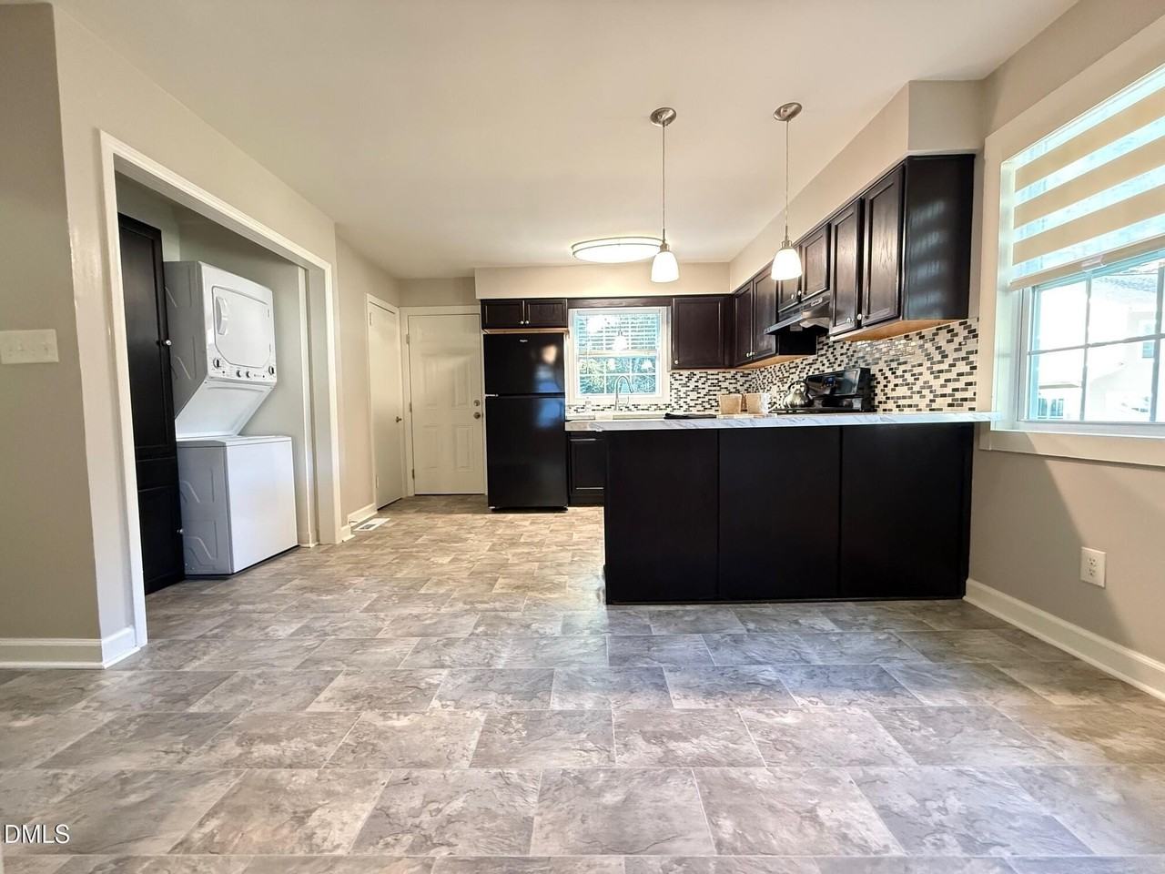5215 Vann St - Photo 6 of 26
