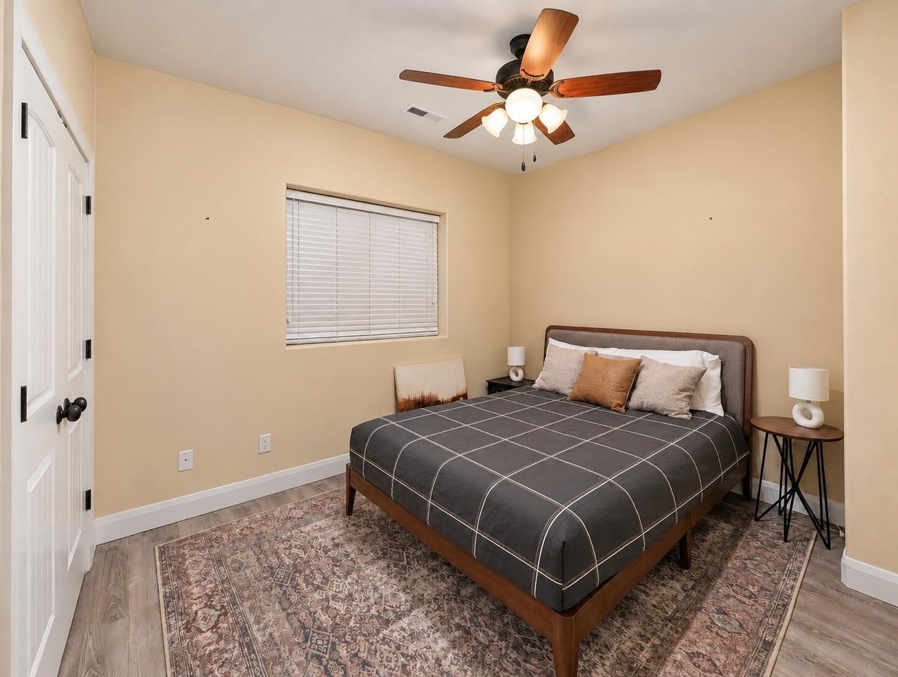 1564 S Aspen Way - Photo 3 of 17