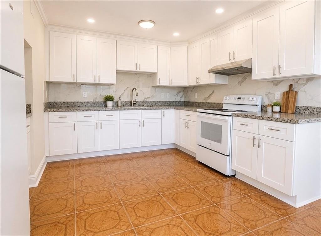 429 E Butterfly Cir - Photo 5 of 17
