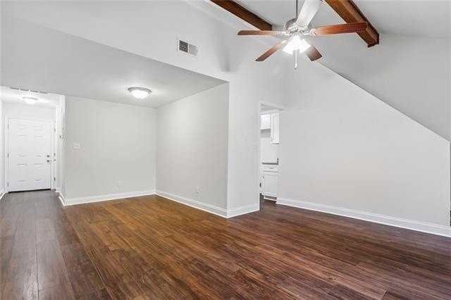 110 Canulette Rd - Photo 3 of 16