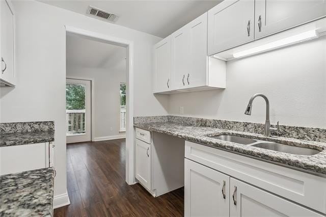 110 Canulette Rd - Photo 5 of 16