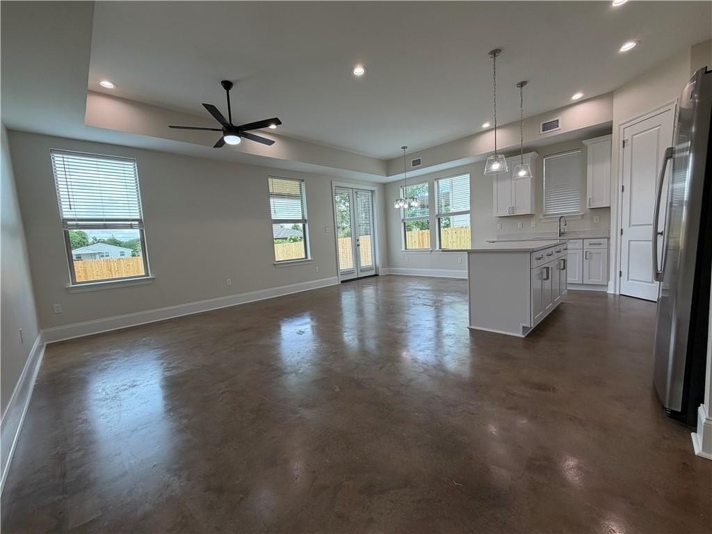 118 Berger St - Photo 2 of 31