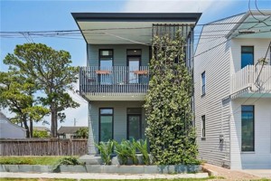 featured image of 3611 Marais St