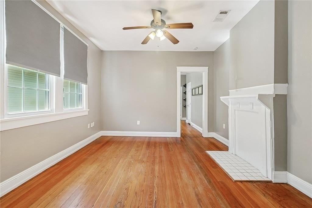 515 S Alexander St - Photo 3 of 13