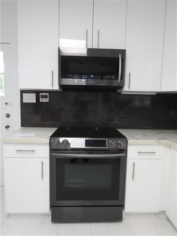 444 Orion Ave - Photo 6 of 10