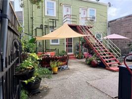 featured image of 1380 Magazine St