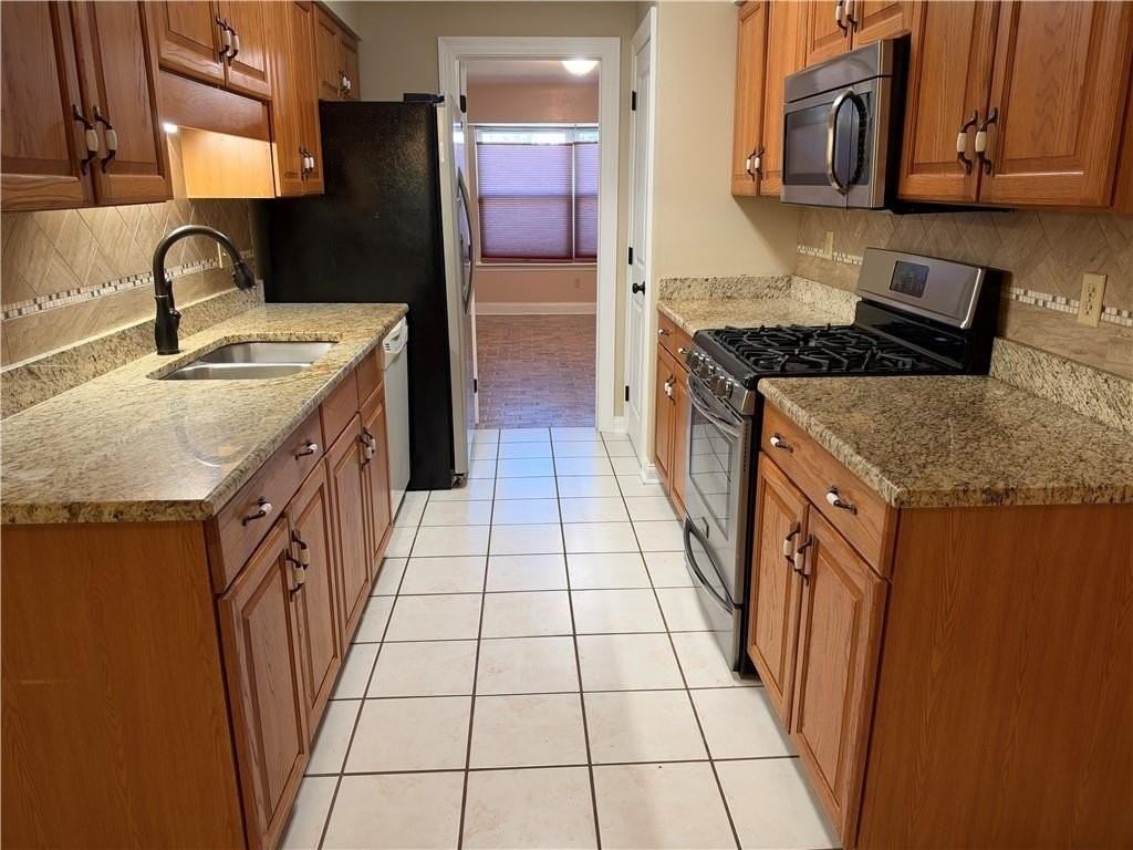 1503 Rue Lemans - Photo 6 of 23