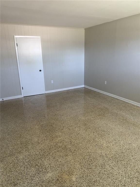 902 Gulf Dr - Photo 2 of 9