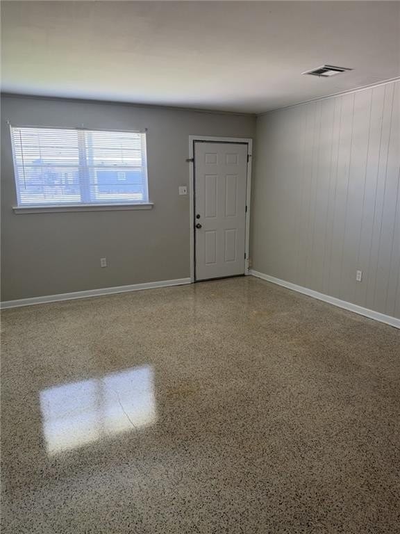 902 Gulf Dr - Photo 3 of 9