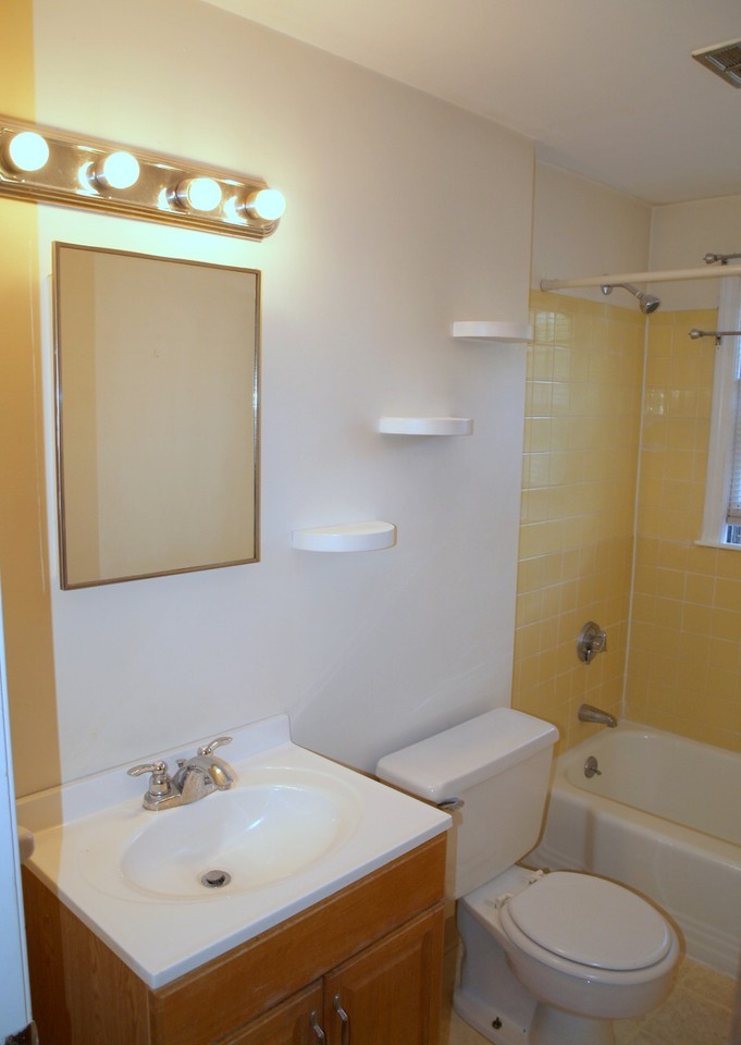 17 Sinai Circle #C-12 - Photo 7 of 9