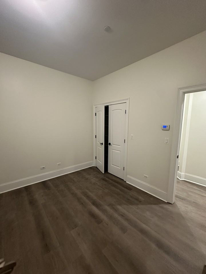 2500 Green Bay Road #201 - Photo 3 of 14