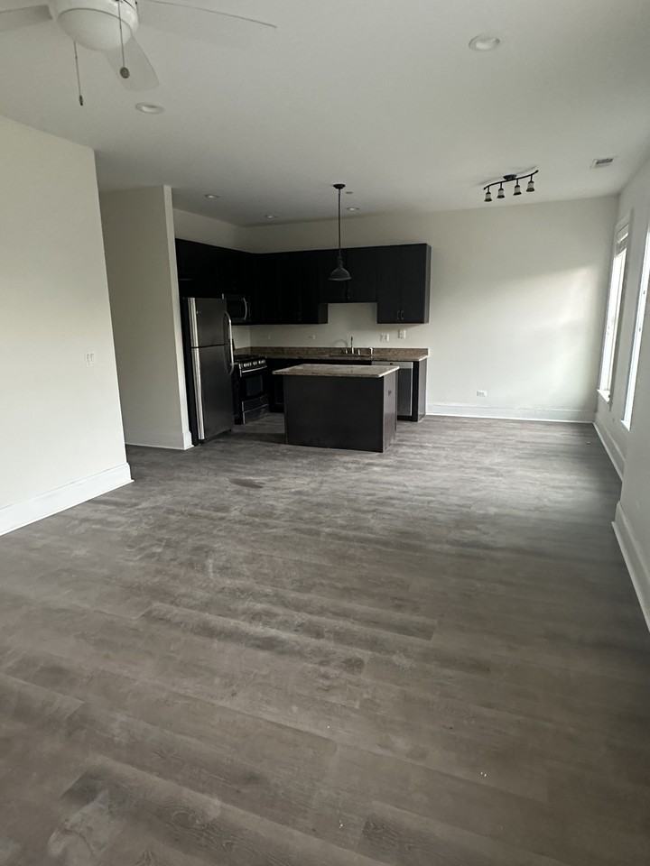 2500 Green Bay Road #201 - Photo 6 of 14