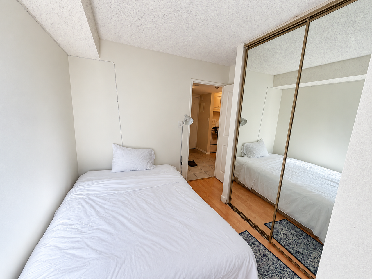 1270 Robson Street #504 - Photo 6 of 16