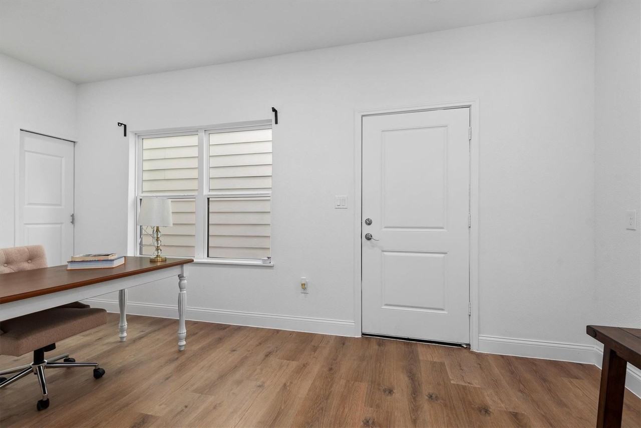 3524 Luca St - Photo 7 of 41