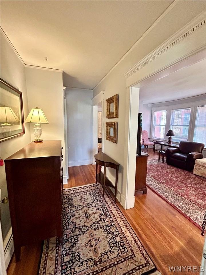 711 Lafayette Ave - Photo 3 of 23