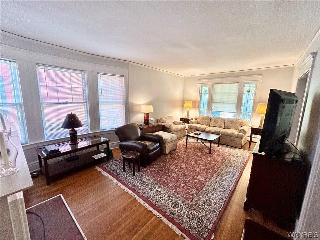 711 Lafayette Ave - Photo 5 of 23