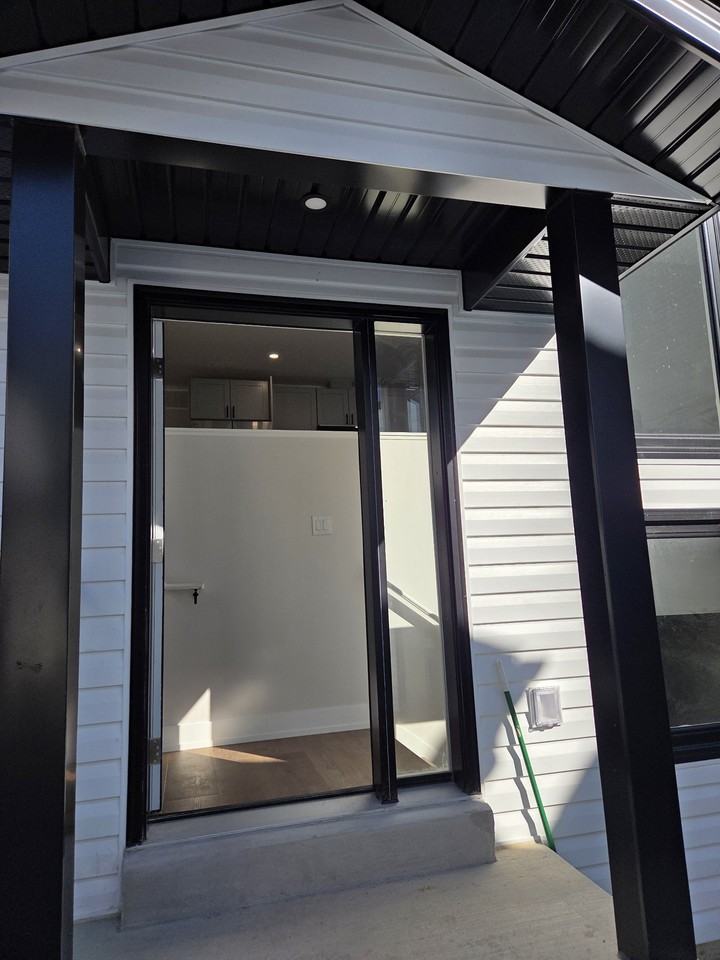 377 Askin Avenue - Photo 2 of 11