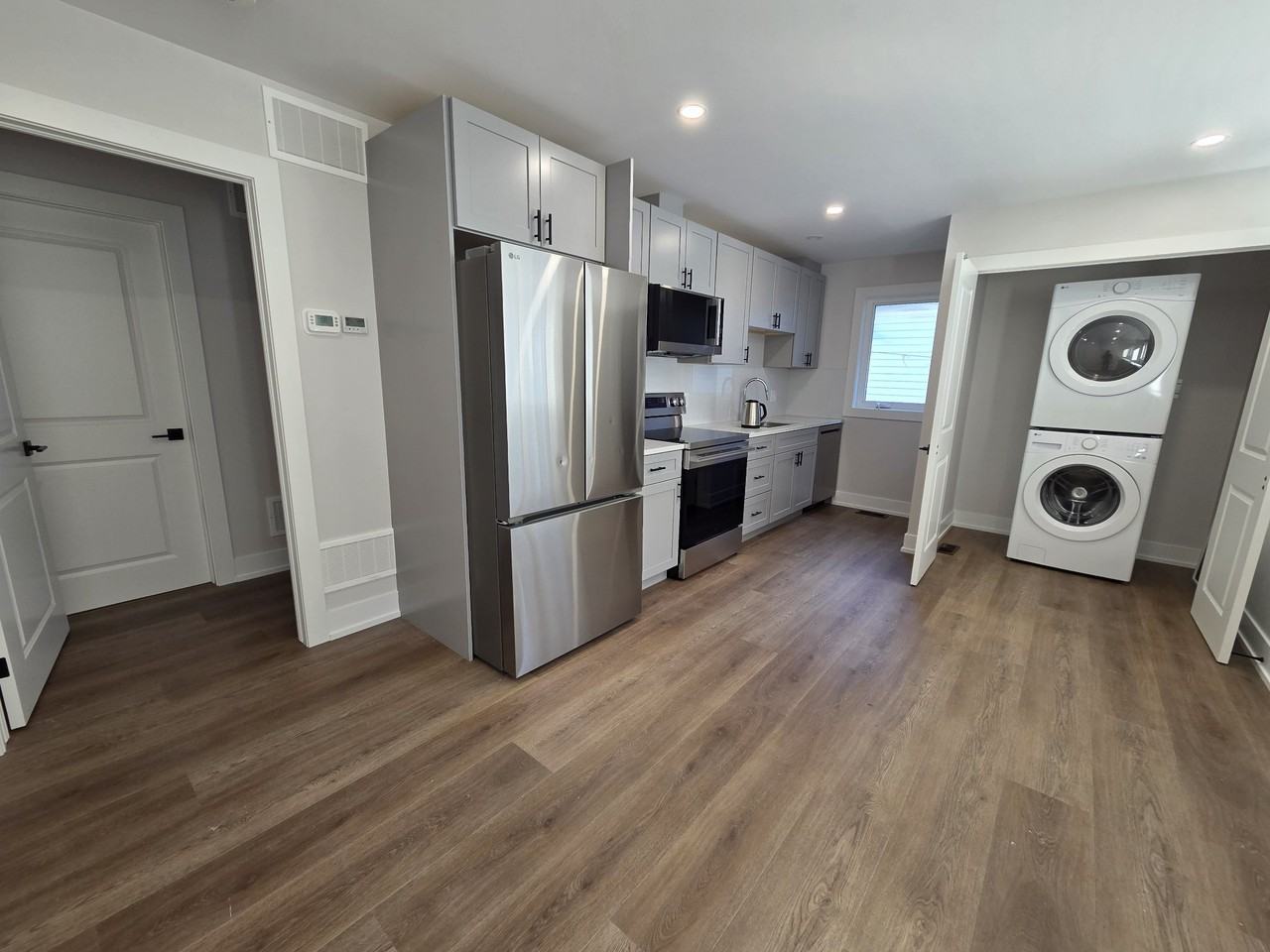 377 Askin Avenue - Photo 3 of 11