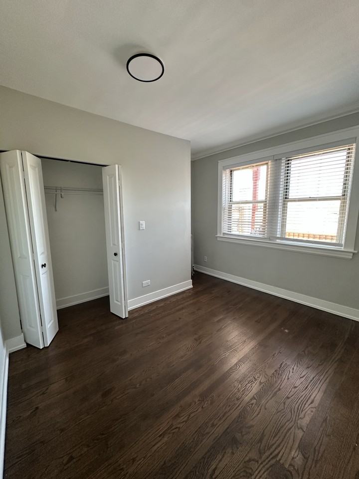 2533 Hartrey Avenue #1 - Photo 3 of 6