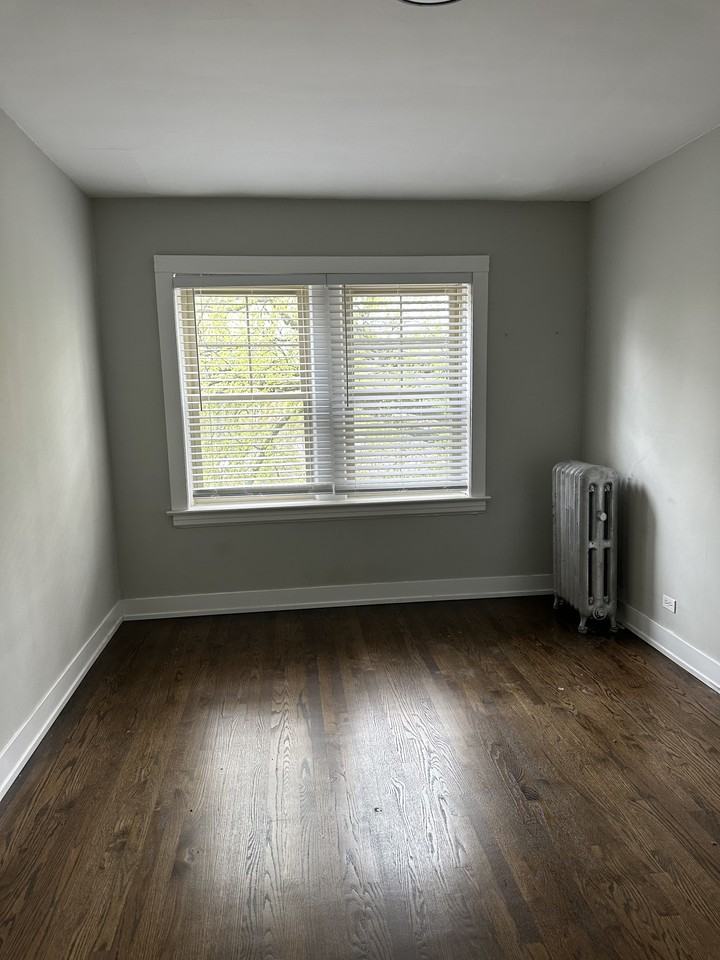 2533 Hartrey Avenue #1 - Photo 6 of 6